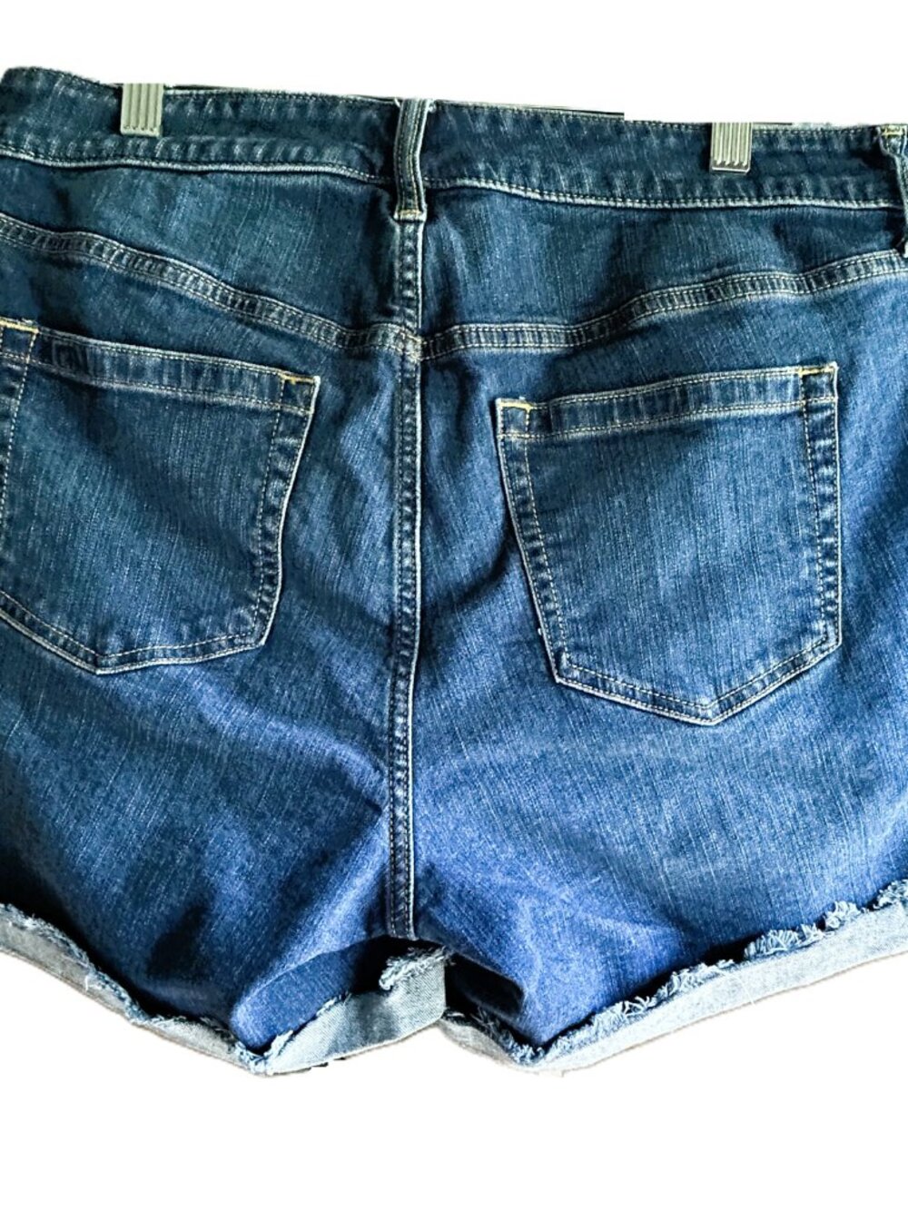 Torrid Feel the Fit Women's Denim Shorts Size 12 Blue Casual Summer - Picture 3 of 5